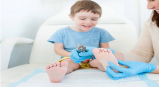Çocuklarda Ayak Kokusu Belirtileri ve Tedavisi